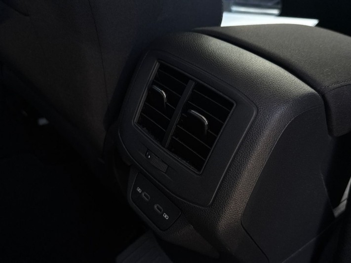 2024 (24) VOLKSWAGEN T-ROC 1.0 TSI 115 Match 5dr 5330194