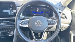 2024 (24) VOLKSWAGEN T-ROC 1.0 TSI 115 Match 5dr 5330158