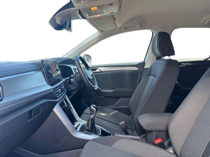 2024 (24) VOLKSWAGEN T-ROC 1.0 TSI 115 Match 5dr 5330142