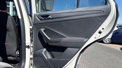 2024 (24) VOLKSWAGEN T-ROC 1.0 TSI 115 Match 5dr 5330197