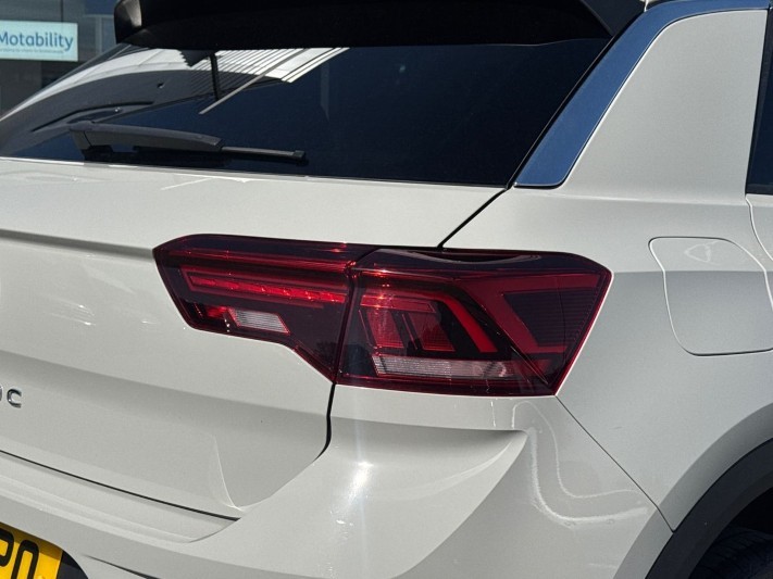 2024 (24) VOLKSWAGEN T-ROC 1.0 TSI 115 Match 5dr 5330184