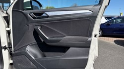 2024 (24) VOLKSWAGEN T-ROC 1.0 TSI 115 Match 5dr 5330152