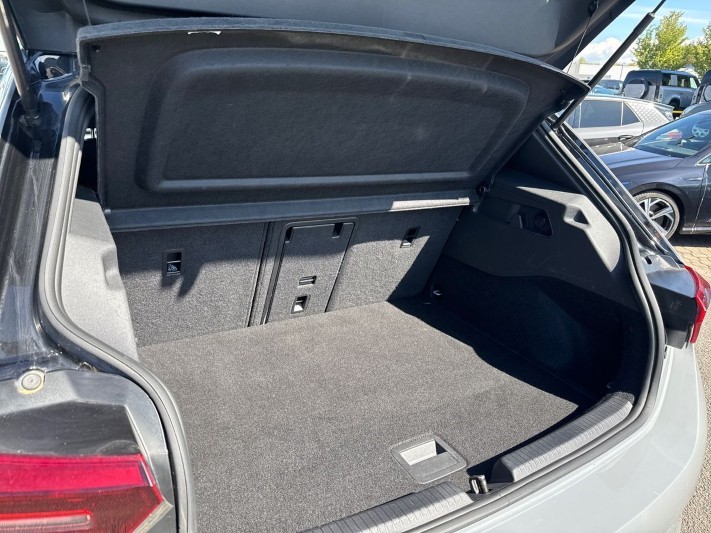 2023 (73) VOLKSWAGEN ID.3 150kW Pro S Launch Edition 4 77kWh 5dr Auto 5338392