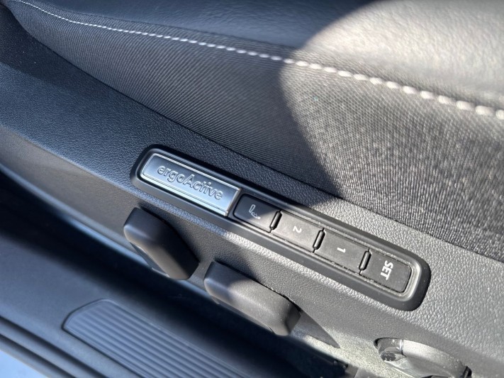 2023 (73) VOLKSWAGEN ID.3 150kW Pro S Launch Edition 4 77kWh 5dr Auto 5338419