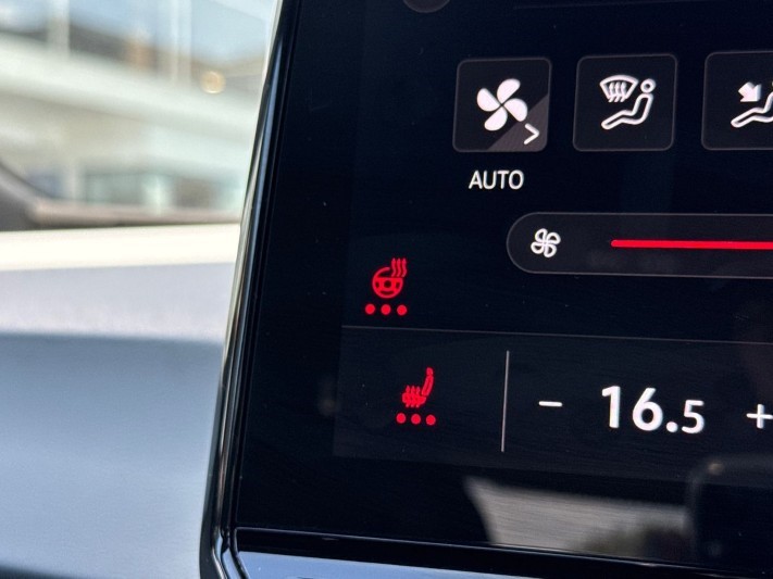 2023 (73) VOLKSWAGEN ID.3 150kW Pro S Launch Edition 4 77kWh 5dr Auto 5338384