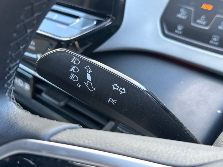 2023 (73) VOLKSWAGEN ID.3 150kW Pro S Launch Edition 4 77kWh 5dr Auto 5338418