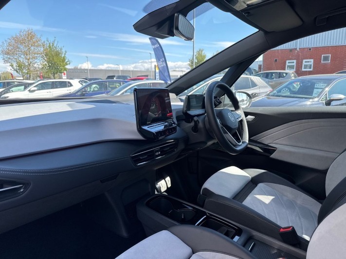 2023 (73) VOLKSWAGEN ID.3 150kW Pro S Launch Edition 4 77kWh 5dr Auto 5338390