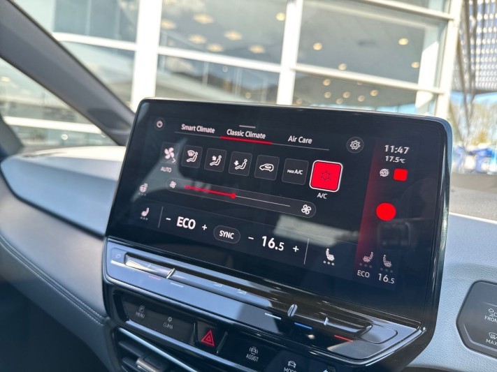 2023 (73) VOLKSWAGEN ID.3 150kW Pro S Launch Edition 4 77kWh 5dr Auto 5338382