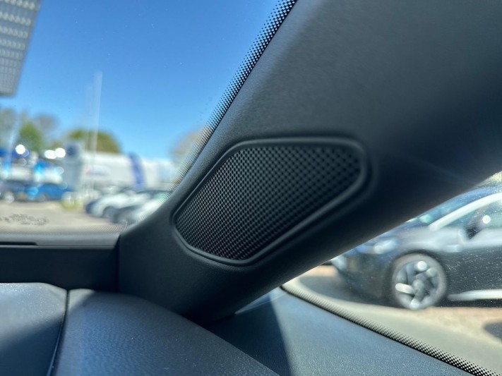 2023 (73) VOLKSWAGEN ID.3 150kW Pro S Launch Edition 4 77kWh 5dr Auto 5338368