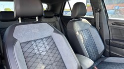 2023 (23) VOLKSWAGEN T-ROC 1.5 TSI R-Line 5dr 5356025