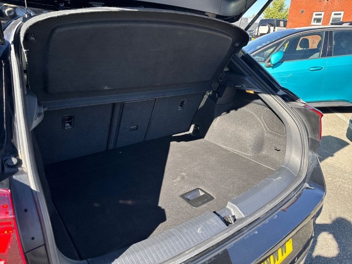 2023 (23) VOLKSWAGEN T-ROC 1.5 TSI R-Line 5dr 5356045