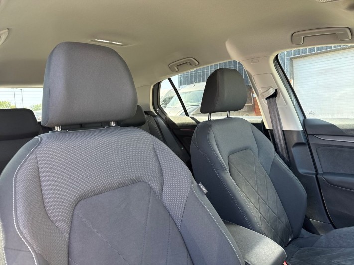 2023 (23) VOLKSWAGEN GOLF 1.5 TSI 150 Style Edition 5dr 5330381