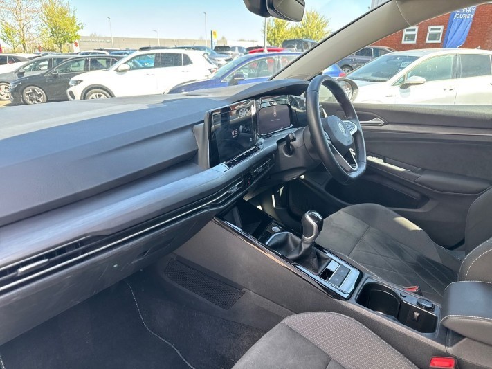 2023 (23) VOLKSWAGEN GOLF 1.5 TSI 150 Style Edition 5dr 5330407