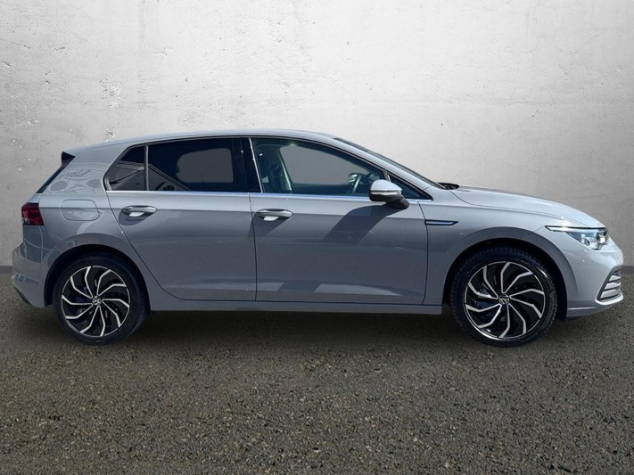 2023 (23) VOLKSWAGEN GOLF 1.5 TSI 150 Style Edition 5dr 5330376