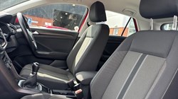 2019 (19) VOLKSWAGEN T-ROC 1.5 TSI EVO SE 5dr 5385955