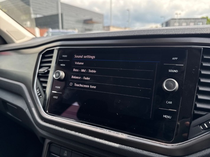 2019 (19) VOLKSWAGEN T-ROC 1.5 TSI EVO SE 5dr 5385987