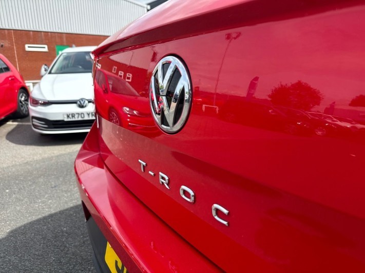 2019 (19) VOLKSWAGEN T-ROC 1.5 TSI EVO SE 5dr 5385967
