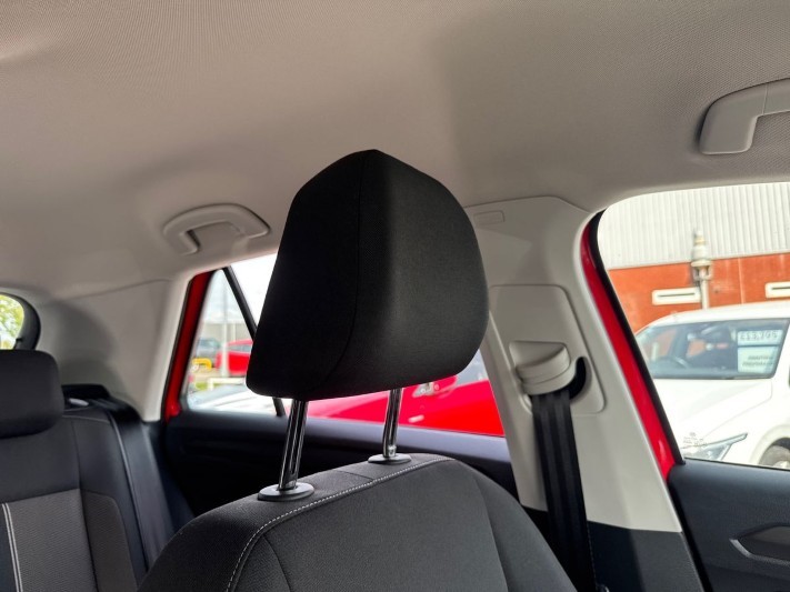 2019 (19) VOLKSWAGEN T-ROC 1.5 TSI EVO SE 5dr 5385988