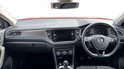 2019 (19) VOLKSWAGEN T-ROC 1.5 TSI EVO SE 5dr 5385929