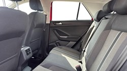 2019 (19) VOLKSWAGEN T-ROC 1.5 TSI EVO SE 5dr 5385924