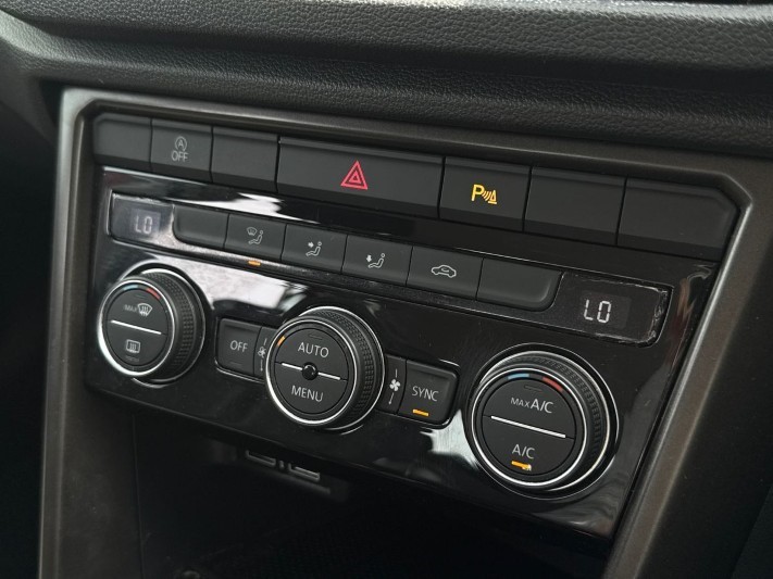 2019 (19) VOLKSWAGEN T-ROC 1.5 TSI EVO SE 5dr 5385948