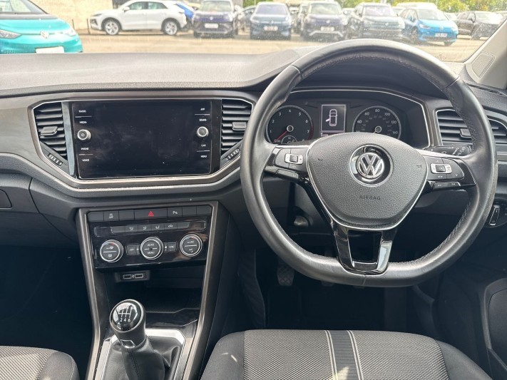 2019 (19) VOLKSWAGEN T-ROC 1.5 TSI EVO SE 5dr 5385943