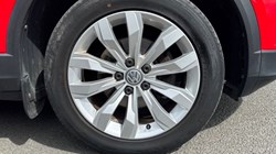 2019 (19) VOLKSWAGEN T-ROC 1.5 TSI EVO SE 5dr 5385928