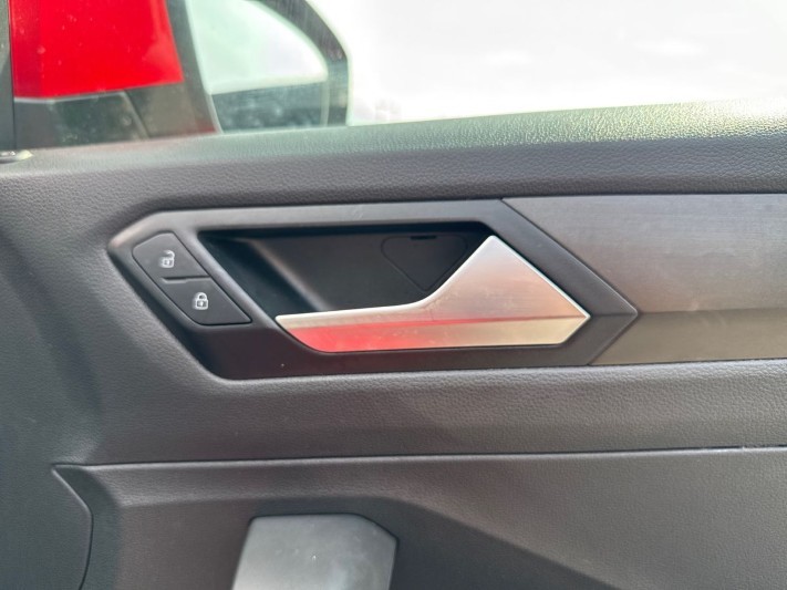 2019 (19) VOLKSWAGEN T-ROC 1.5 TSI EVO SE 5dr 5385981