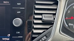 2021 (21) VOLKSWAGEN T-ROC 1.0 TSI 110 SE 5dr 5370082