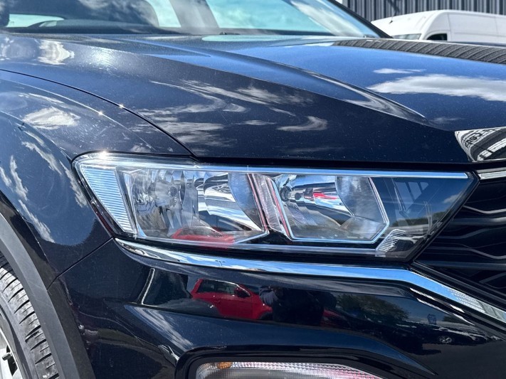 2021 (21) VOLKSWAGEN T-ROC 1.0 TSI 110 SE 5dr 5370093
