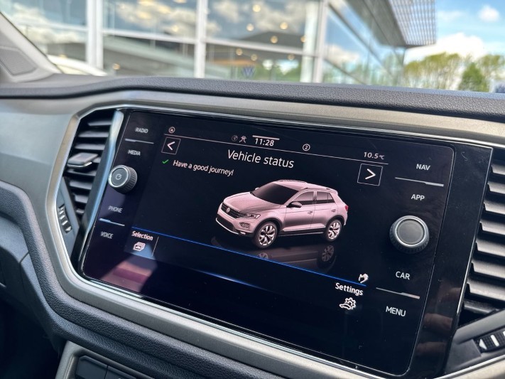 2021 (21) VOLKSWAGEN T-ROC 1.0 TSI 110 SE 5dr 5370080