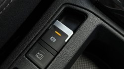 2021 (21) VOLKSWAGEN T-ROC 1.0 TSI 110 SE 5dr 5370121