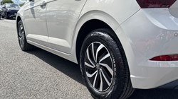 2023 (23) VOLKSWAGEN POLO 1.0 Life 5dr 5384150