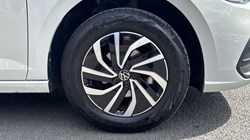 2023 (23) VOLKSWAGEN POLO 1.0 Life 5dr 5384117