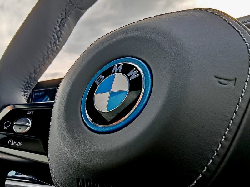  BMW 7 SERIES 750e xDrive M Sport 4dr Auto 3837046