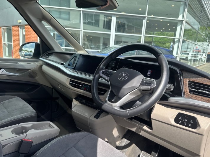 2024 (74) VOLKSWAGEN MULTIVAN 1.4 TSI eHybrid Style 5dr DSG 5385328
