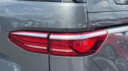 2024 (74) VOLKSWAGEN MULTIVAN 1.4 TSI eHybrid Style 5dr DSG 5385361