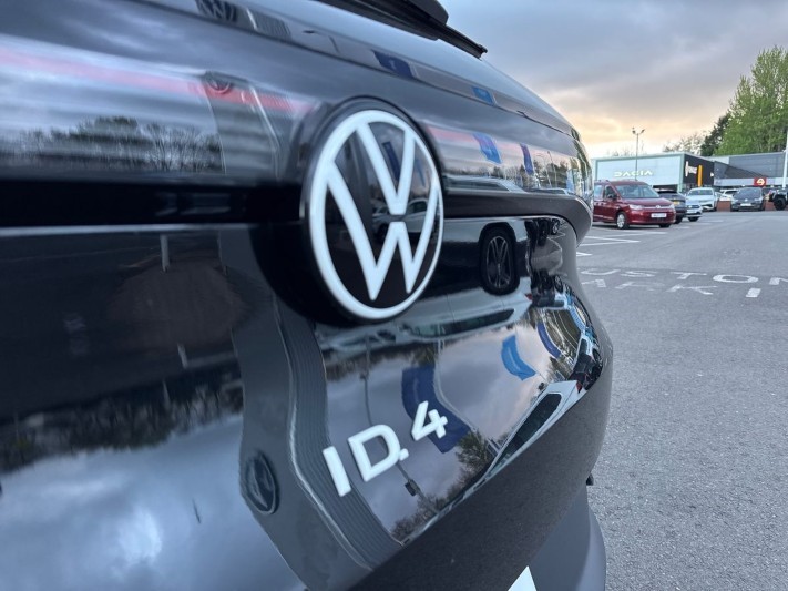 2026 (26) VOLKSWAGEN ID.4 210kW Match Pro 77kWh 5dr Auto 5341368