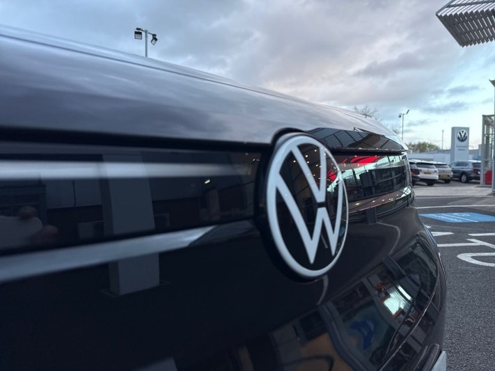 2026 (26) VOLKSWAGEN ID.4 210kW Match Pro 77kWh 5dr Auto 5341366