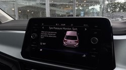 2026 (26) VOLKSWAGEN T-ROC 1.0 TSI 115 Match 5dr 5530893