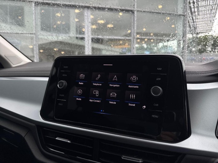 2026 (26) VOLKSWAGEN T-ROC 1.0 TSI 115 Match 5dr 5530852