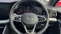 2023 (23) VOLKSWAGEN TOUAREG 3.0 V6 TDI 4Motion Black Edition 5dr Tip Auto 5389172