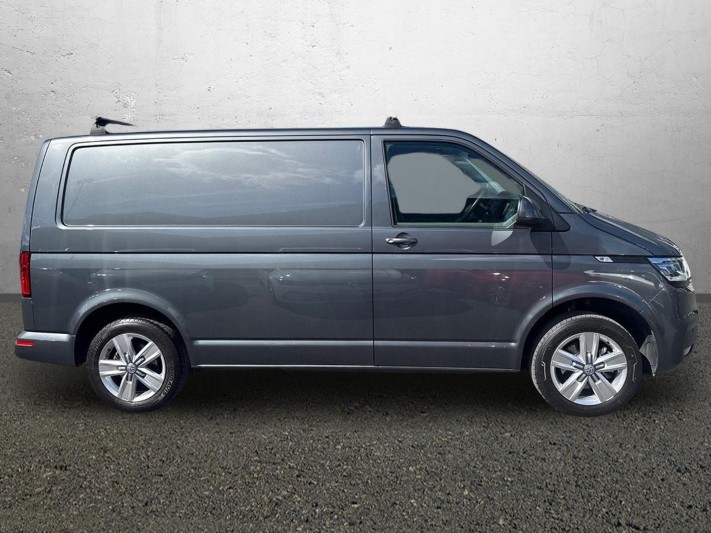 2023 (72) VOLKSWAGEN COMMERCIAL TRANSPORTER 2.0 TDI 150 Highline Van 5371751