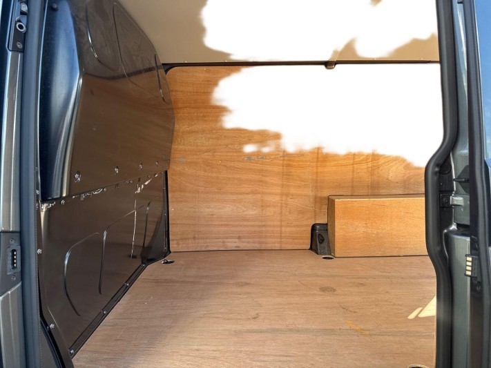2023 (72) VOLKSWAGEN COMMERCIAL TRANSPORTER 2.0 TDI 150 Highline Van 5371750