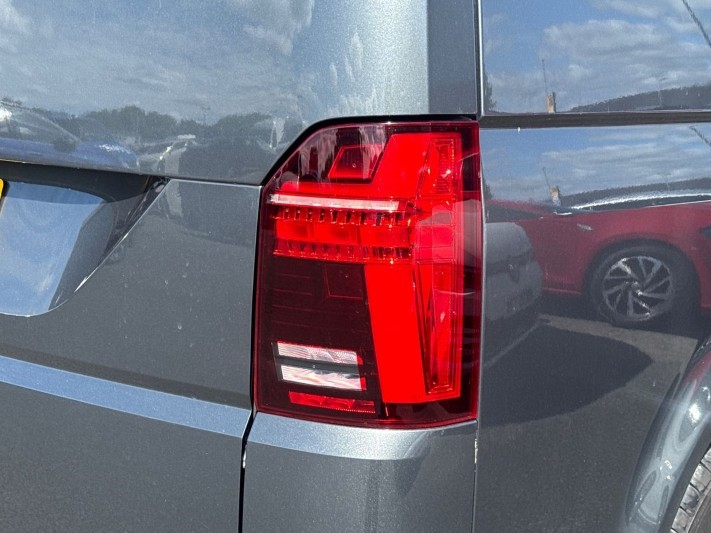 2023 (72) VOLKSWAGEN COMMERCIAL TRANSPORTER 2.0 TDI 150 Highline Van 5371791