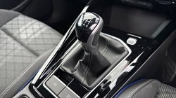 2025 (25) VOLKSWAGEN GOLF 1.5 TSI 150 R-Line 5dr 5371350