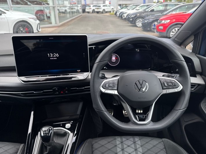 2025 (25) VOLKSWAGEN GOLF 1.5 TSI 150 R-Line 5dr 5371341