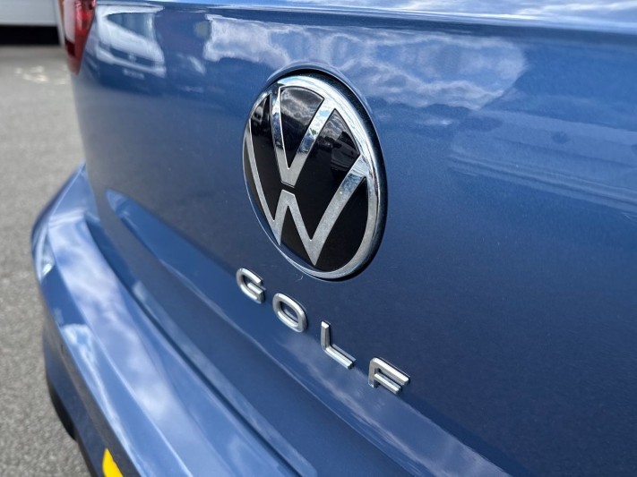 2025 (25) VOLKSWAGEN GOLF 1.5 TSI 150 R-Line 5dr 5371365