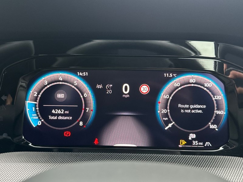 2025 (25) VOLKSWAGEN GOLF 1.5 TSI 150 R-Line 5dr 5369552