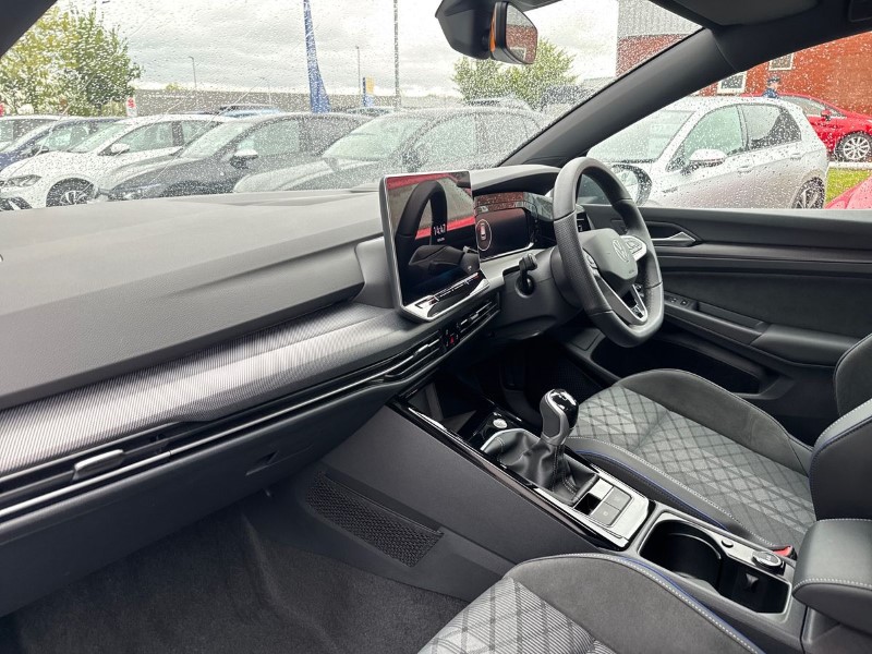 2025 (25) VOLKSWAGEN GOLF 1.5 TSI 150 R-Line 5dr 5369566